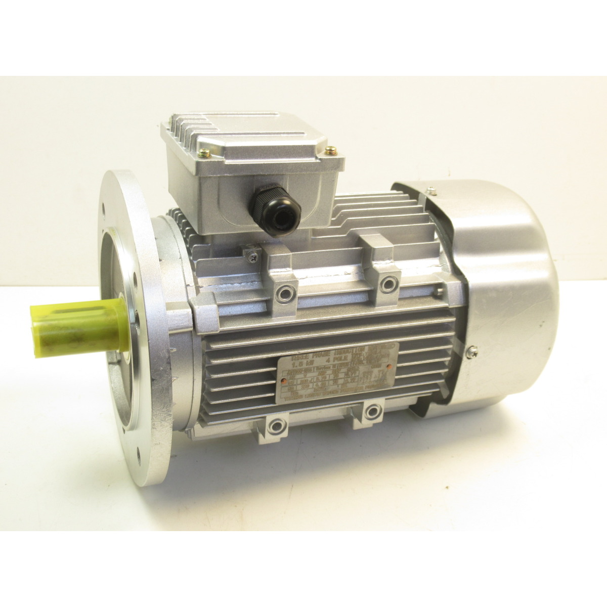 ART%5E06301076P01%5E001