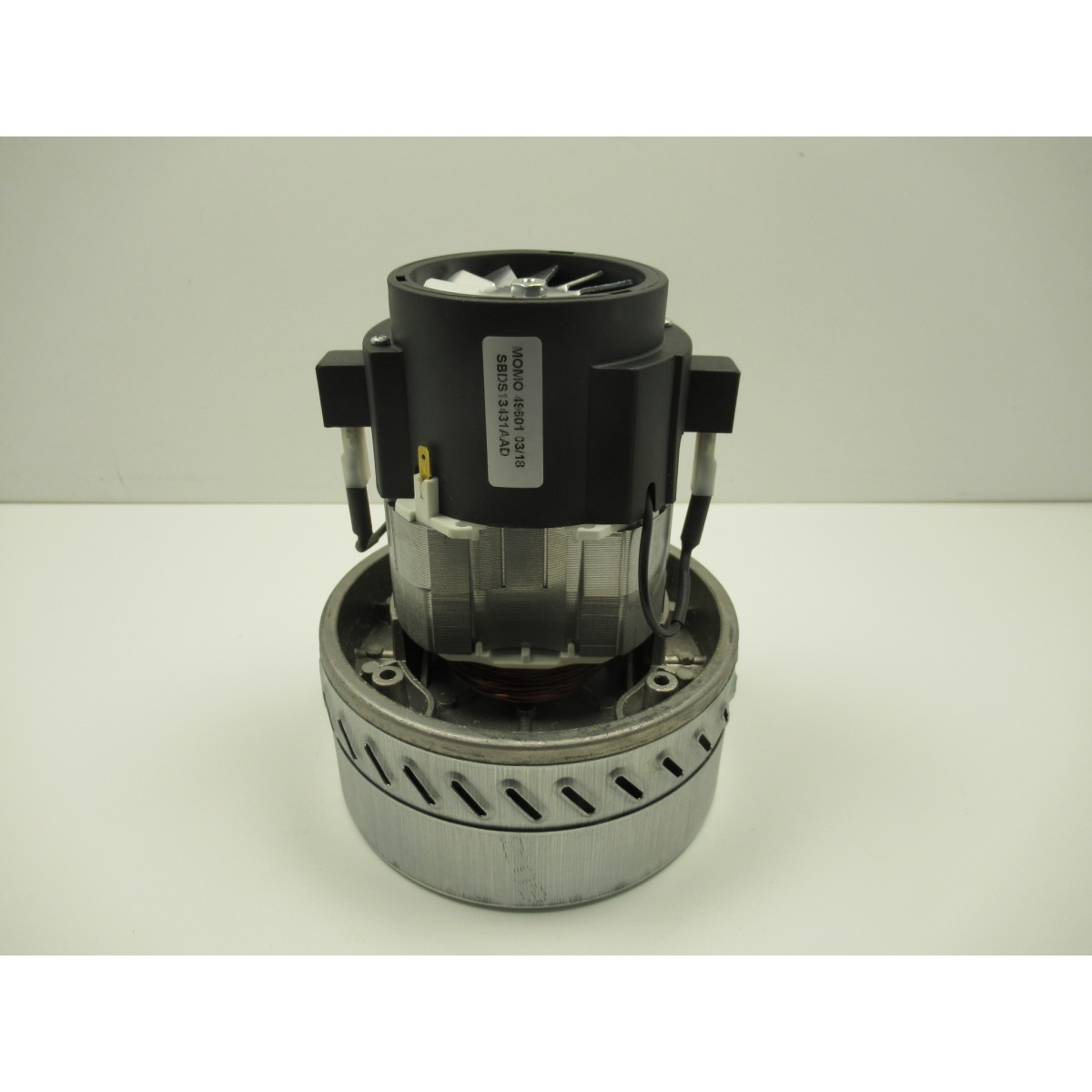 ART%5E0700MOMO49601%5E001