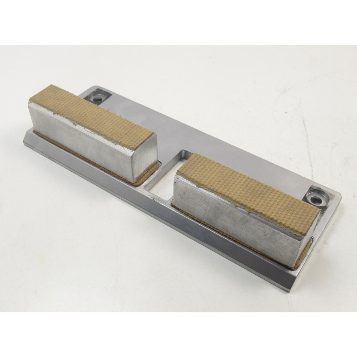 ART%5E056P018679%5E002