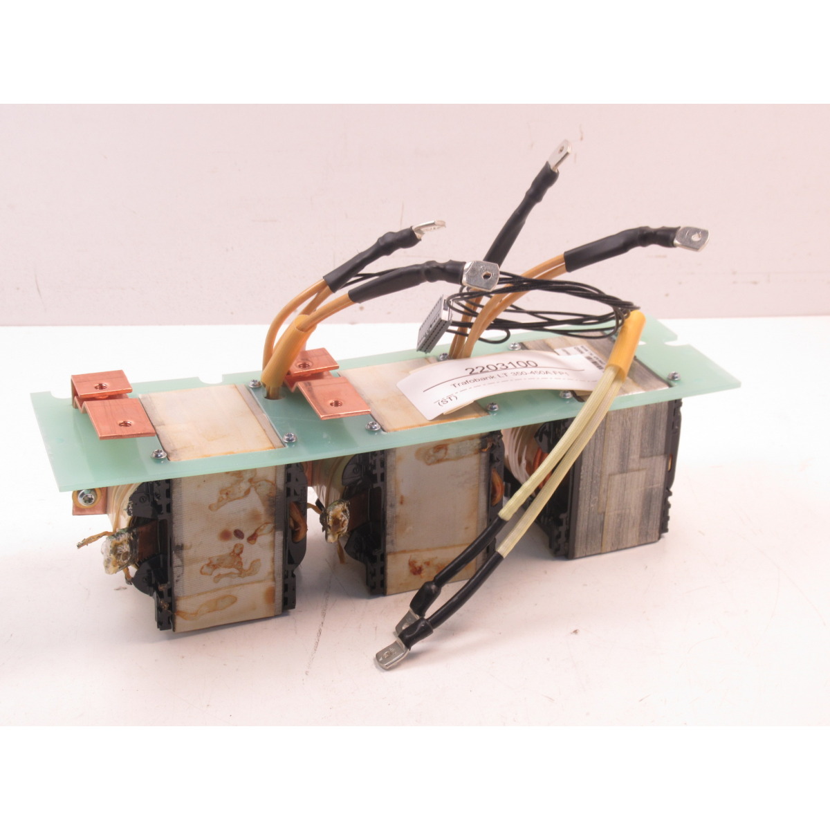 ART%5E01002203100%5E001