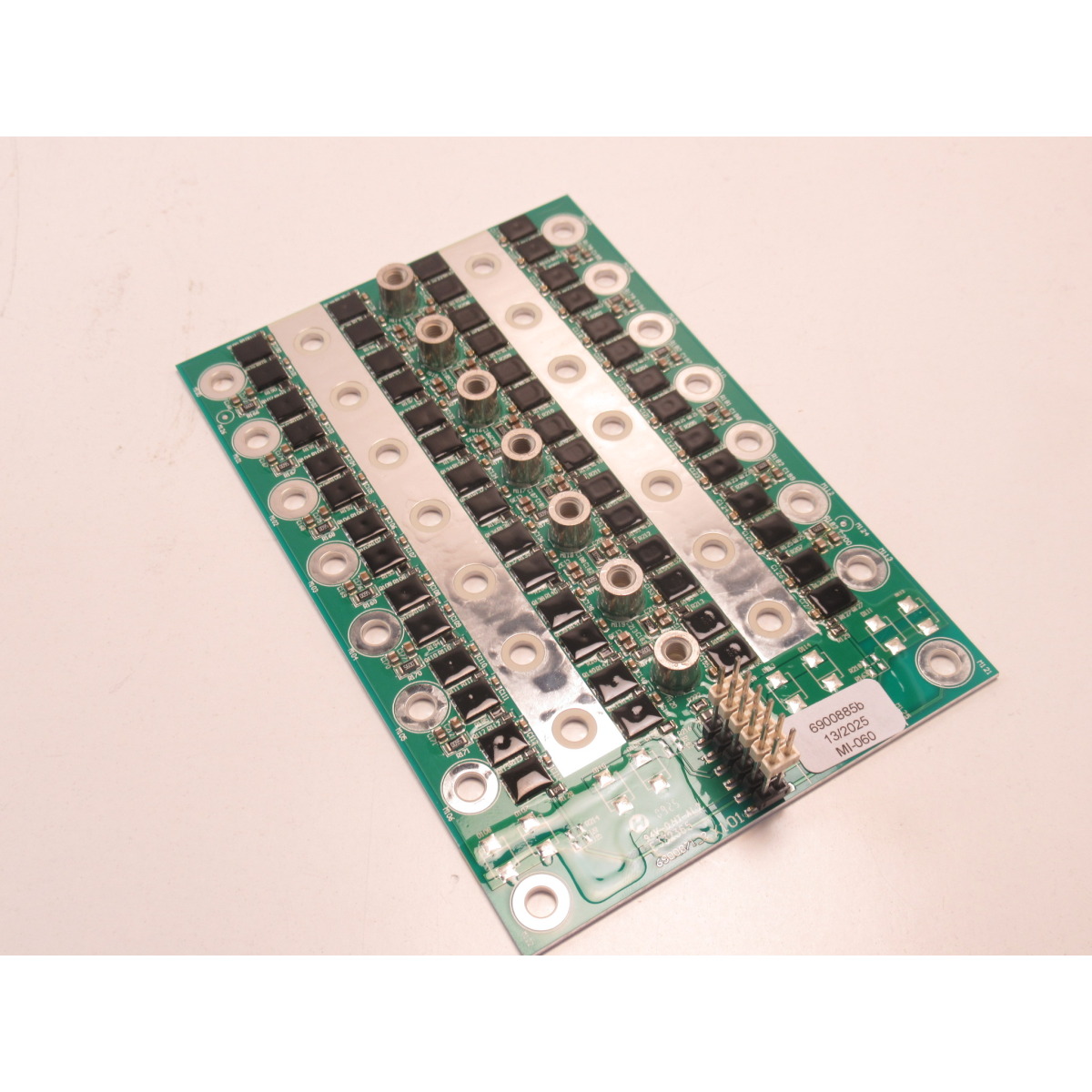 ART%5E01006900885%5E001