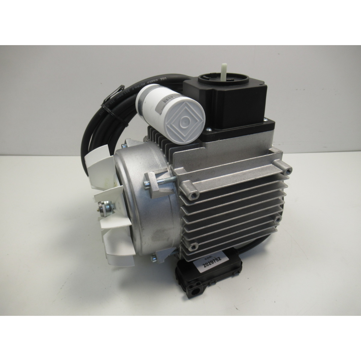 ART%5E071045082%5E001